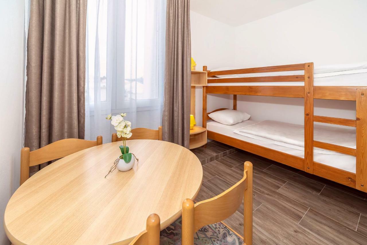 Hotel Omorika بونات المظهر الخارجي الصورة